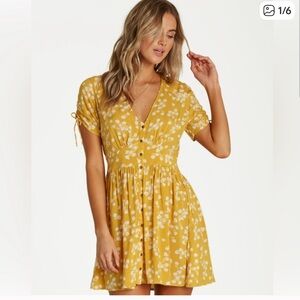 NWT BILLABONG Twirl Twist Dress